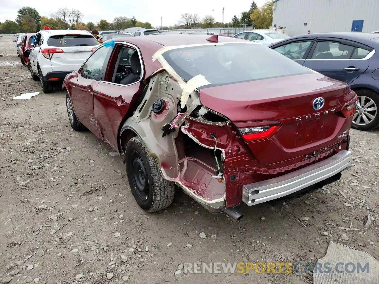 3 Photograph of a damaged car 4T1C31AK7MU561882 TOYOTA CAMRY 2021