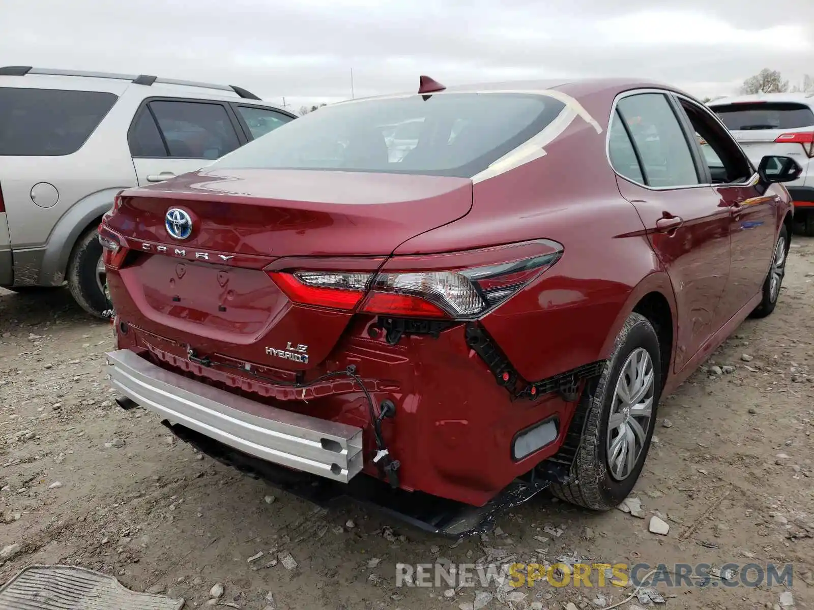 4 Photograph of a damaged car 4T1C31AK7MU561882 TOYOTA CAMRY 2021