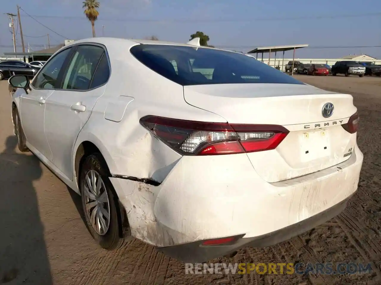 3 Photograph of a damaged car 4T1C31AK7MU567388 TOYOTA CAMRY 2021