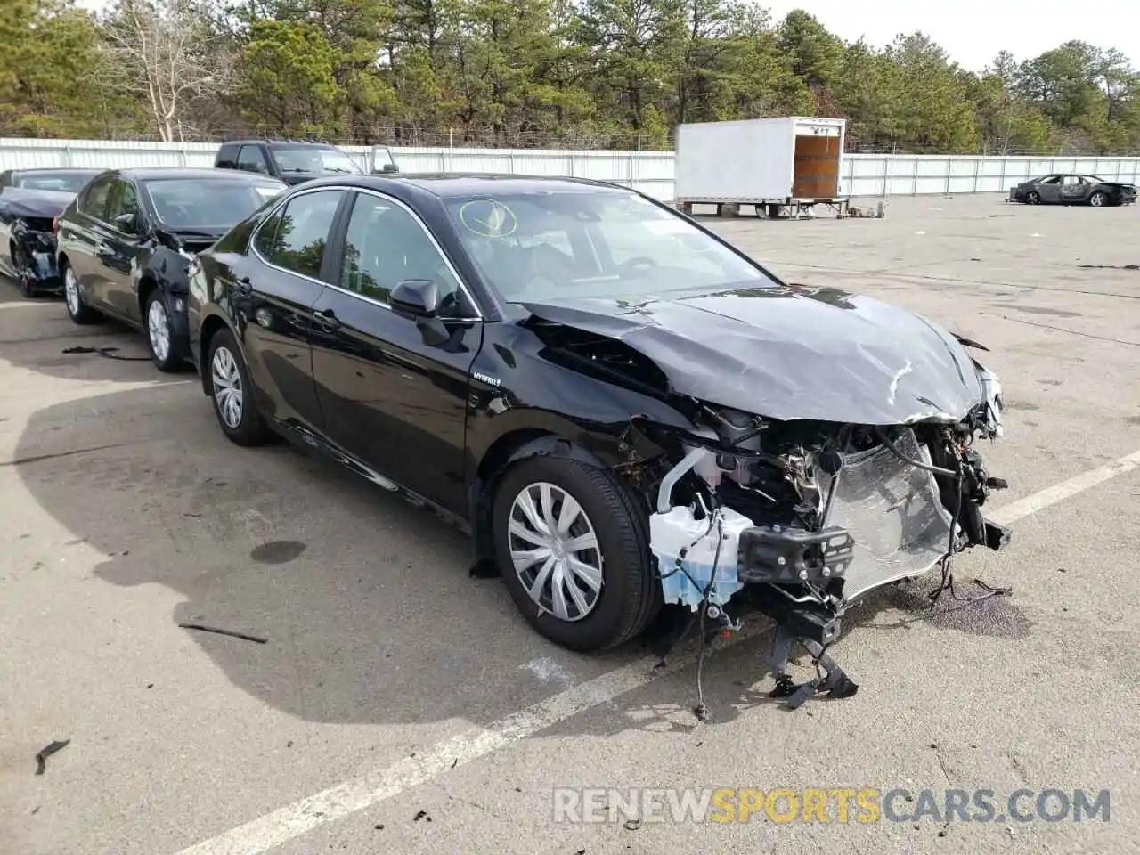 1 Photograph of a damaged car 4T1C31AK8MU551054 TOYOTA CAMRY 2021