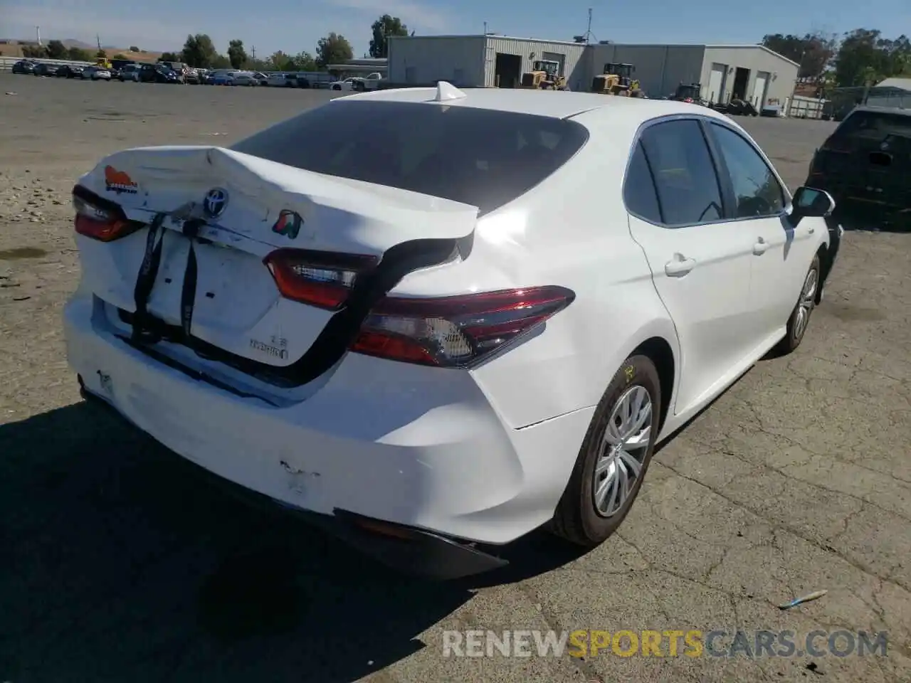 4 Photograph of a damaged car 4T1C31AK8MU559347 TOYOTA CAMRY 2021