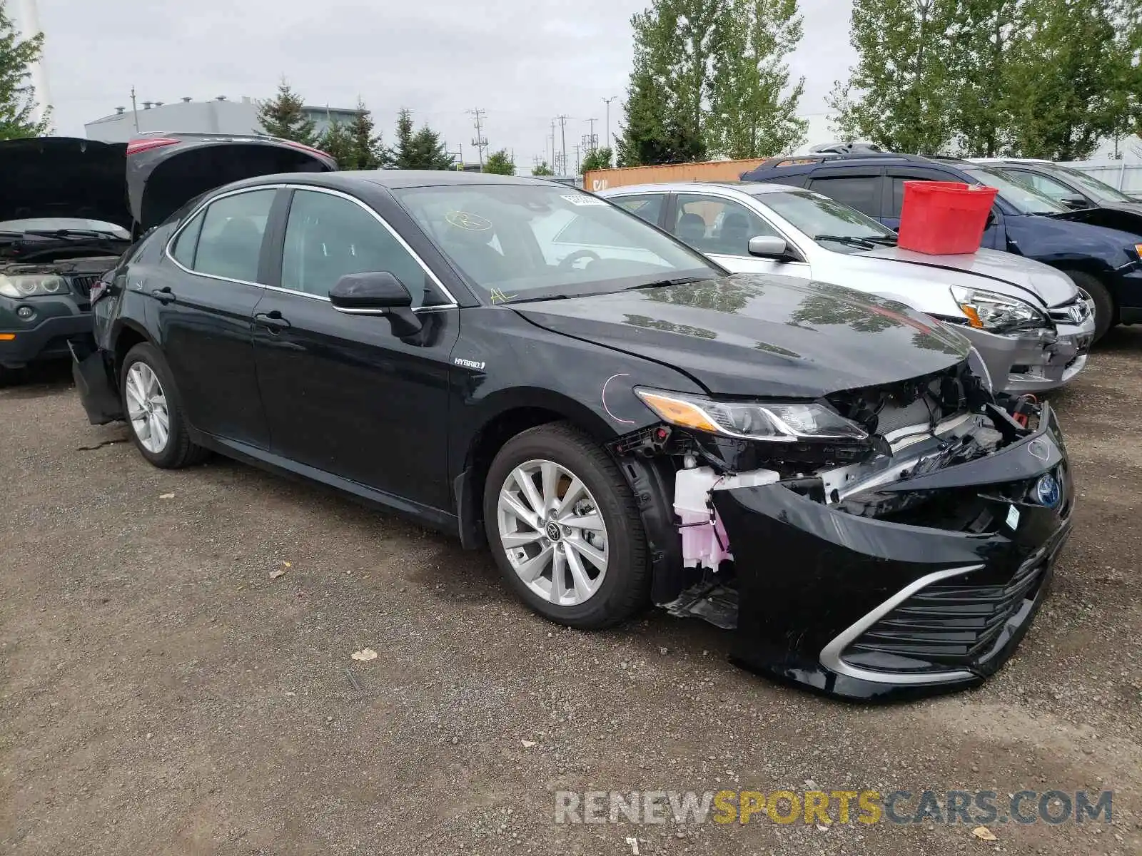 1 Photograph of a damaged car 4T1C31AK9MU557266 TOYOTA CAMRY 2021