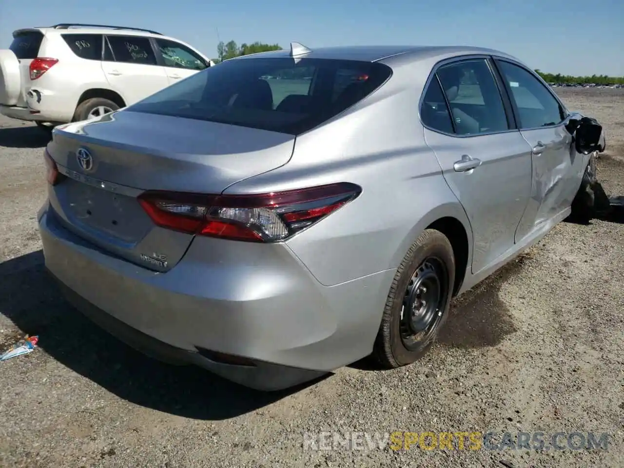 4 Photograph of a damaged car 4T1C31AK9MU564282 TOYOTA CAMRY 2021