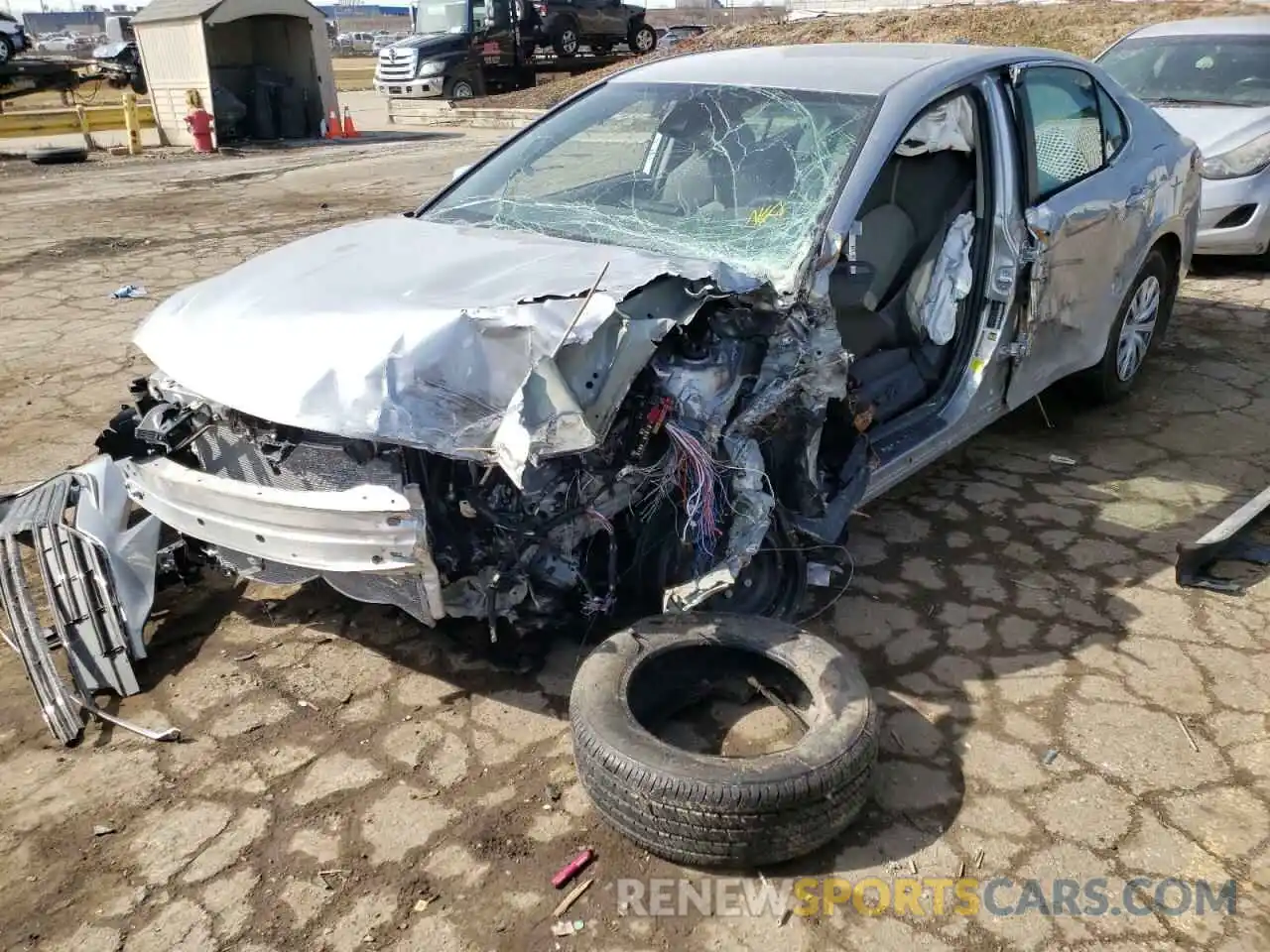 2 Photograph of a damaged car 4T1C31AKXMU027923 TOYOTA CAMRY 2021