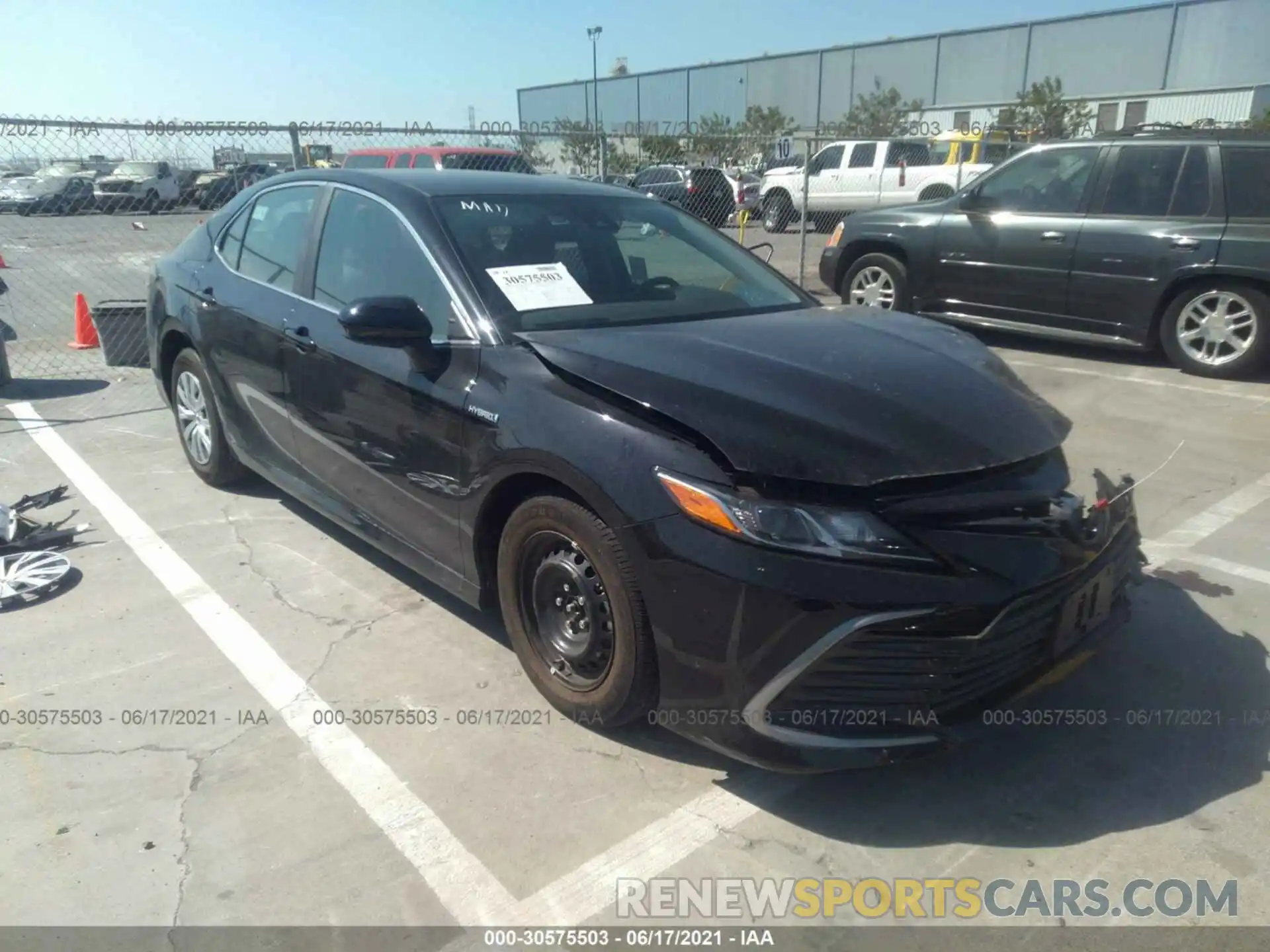 1 Photograph of a damaged car 4T1C31AKXMU548009 TOYOTA CAMRY 2021