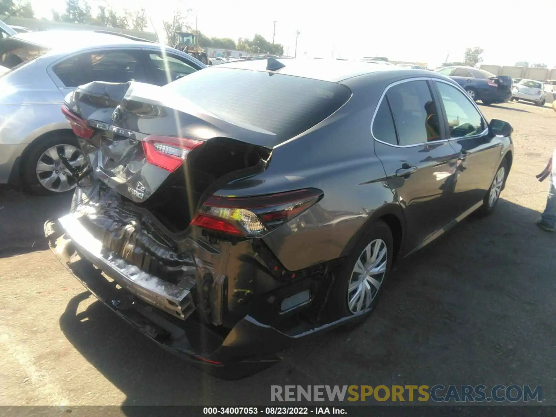 4 Photograph of a damaged car 4T1C31AKXMU548558 TOYOTA CAMRY 2021