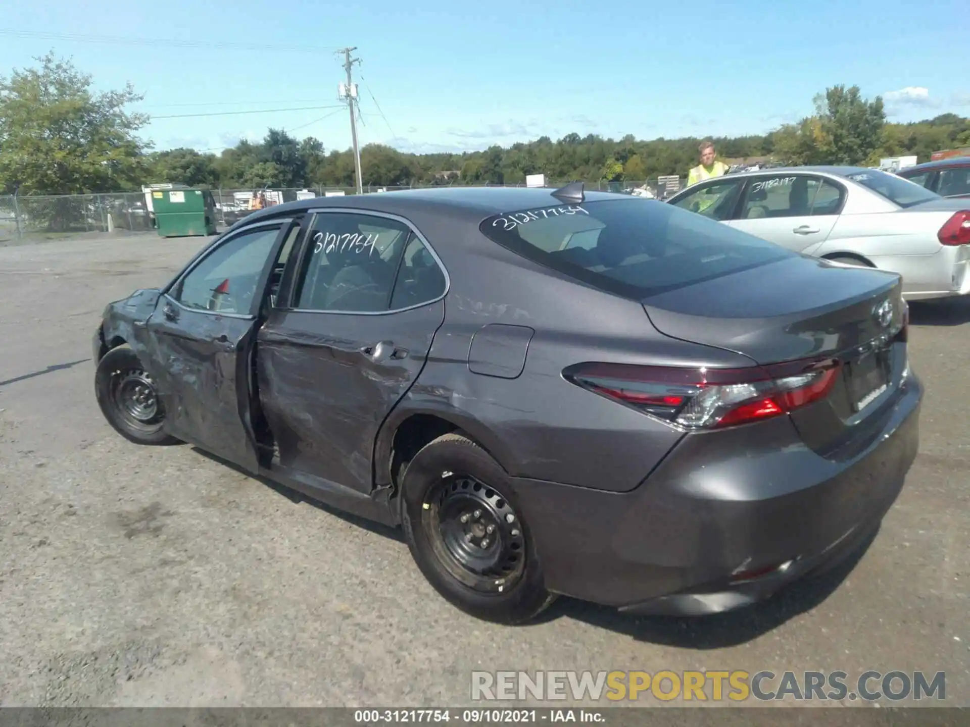 3 Photograph of a damaged car 4T1C31AKXMU549144 TOYOTA CAMRY 2021