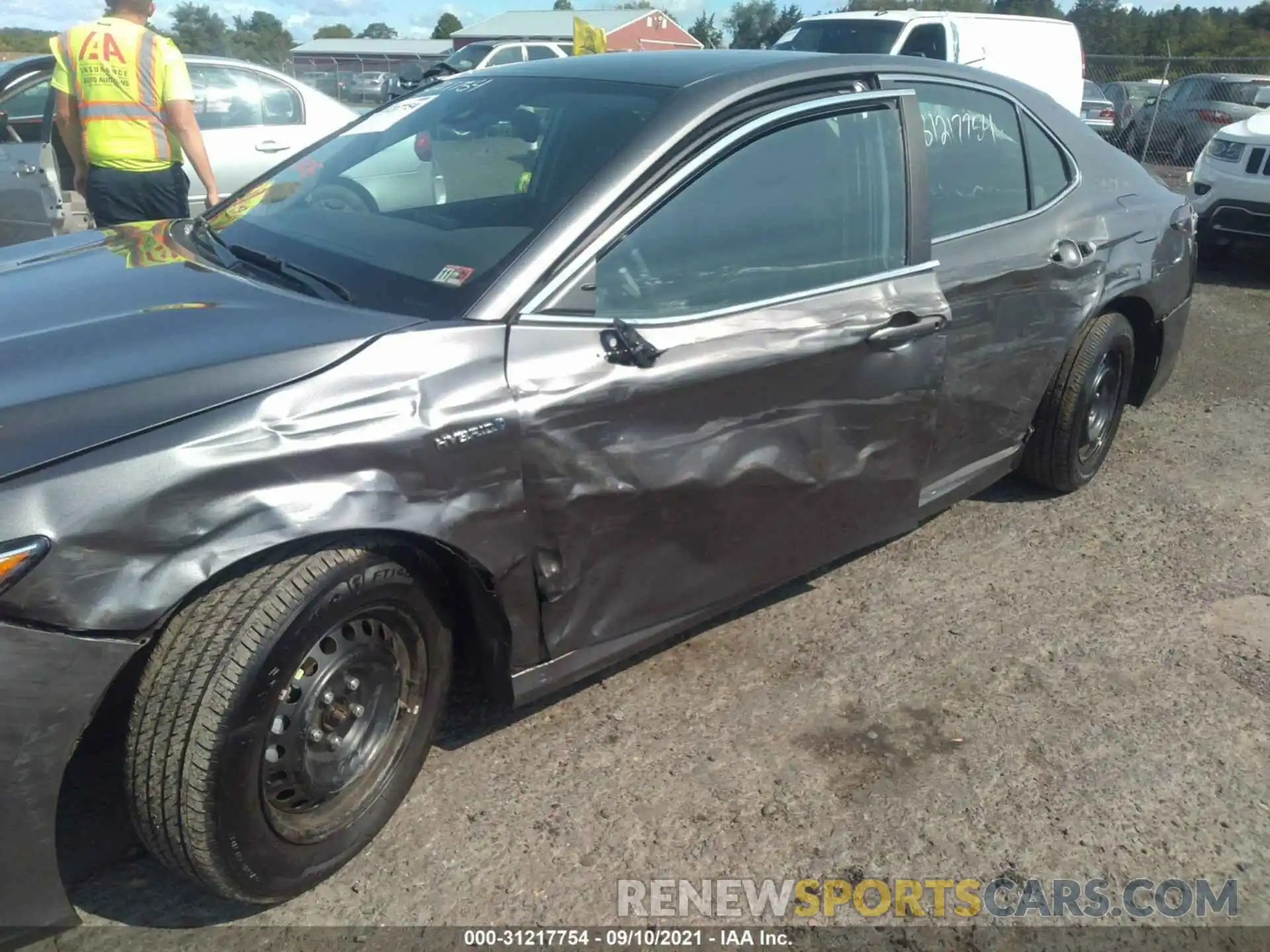 6 Photograph of a damaged car 4T1C31AKXMU549144 TOYOTA CAMRY 2021