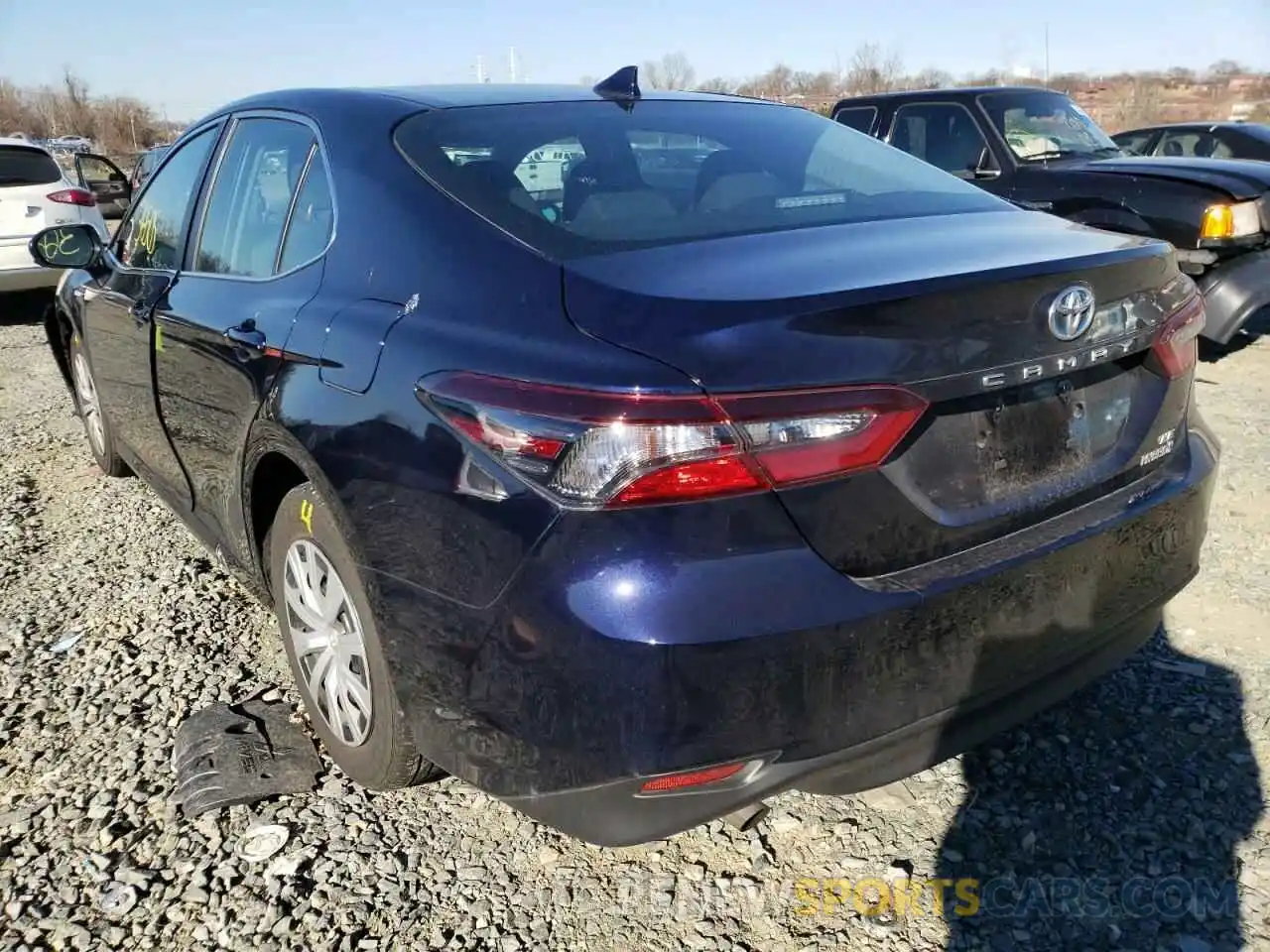 3 Photograph of a damaged car 4T1C31AKXMU569099 TOYOTA CAMRY 2021