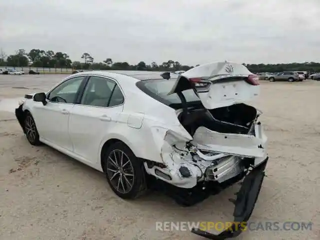 3 Photograph of a damaged car 4T1F11AK0MU414810 TOYOTA CAMRY 2021