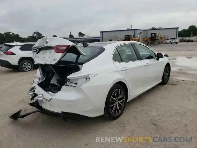 4 Photograph of a damaged car 4T1F11AK0MU414810 TOYOTA CAMRY 2021