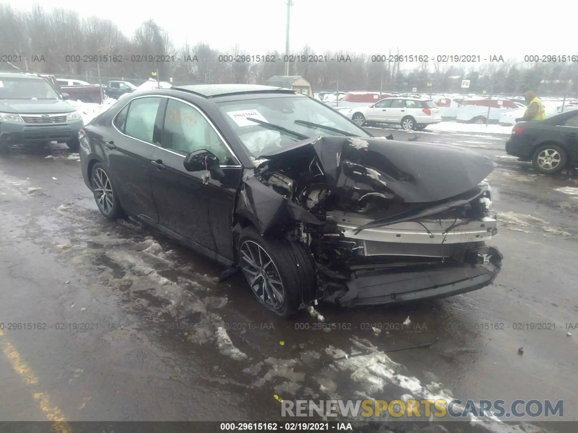 1 Photograph of a damaged car 4T1F11AK0MU518570 TOYOTA CAMRY 2021