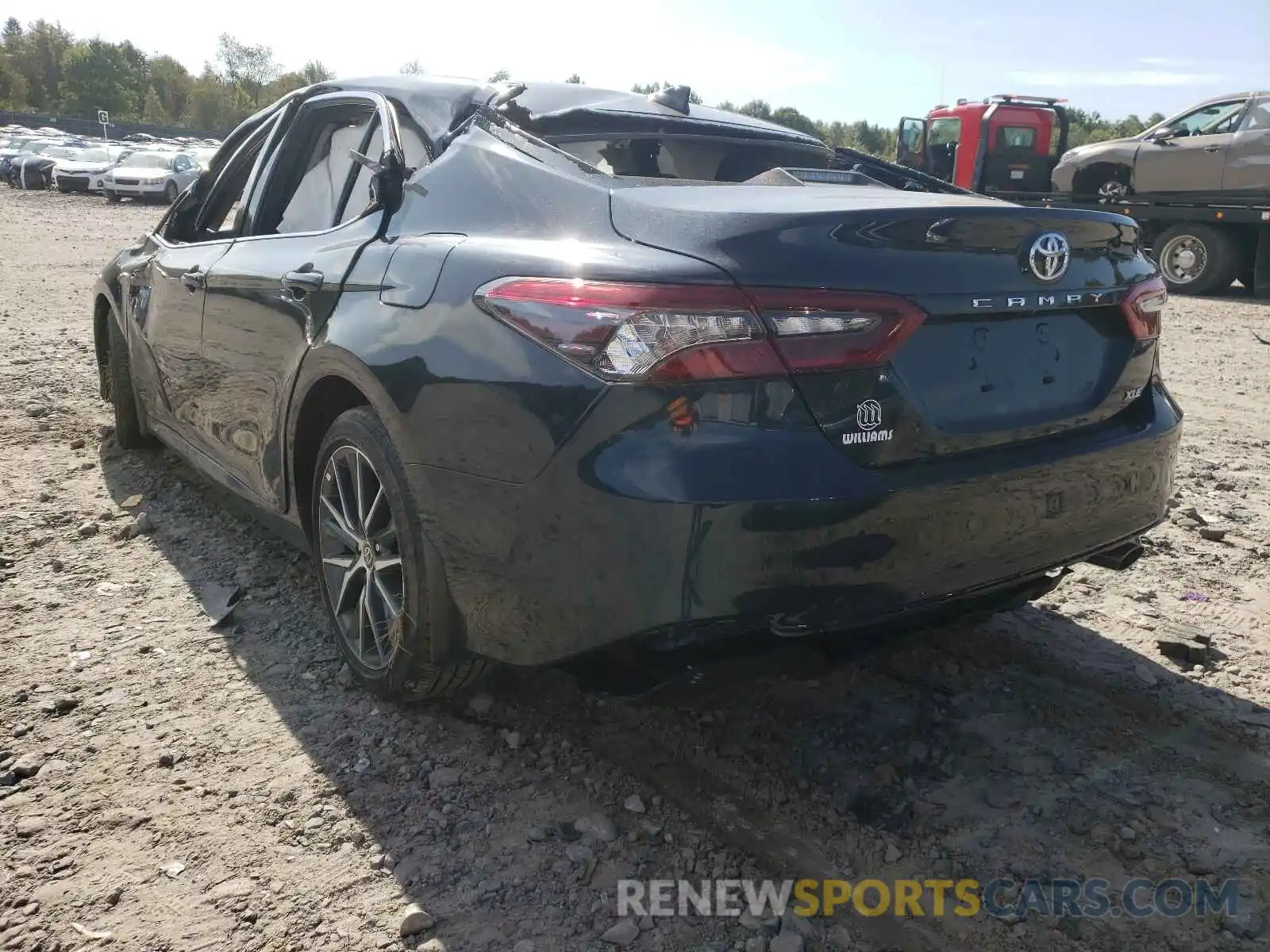 3 Photograph of a damaged car 4T1F11AK0MU583502 TOYOTA CAMRY 2021