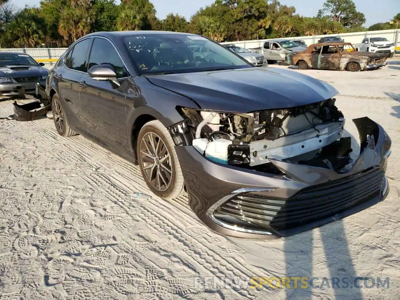 1 Photograph of a damaged car 4T1F11AK0MU603070 TOYOTA CAMRY 2021