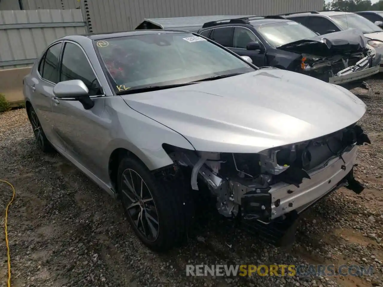 1 Photograph of a damaged car 4T1F11AK1MU597280 TOYOTA CAMRY 2021