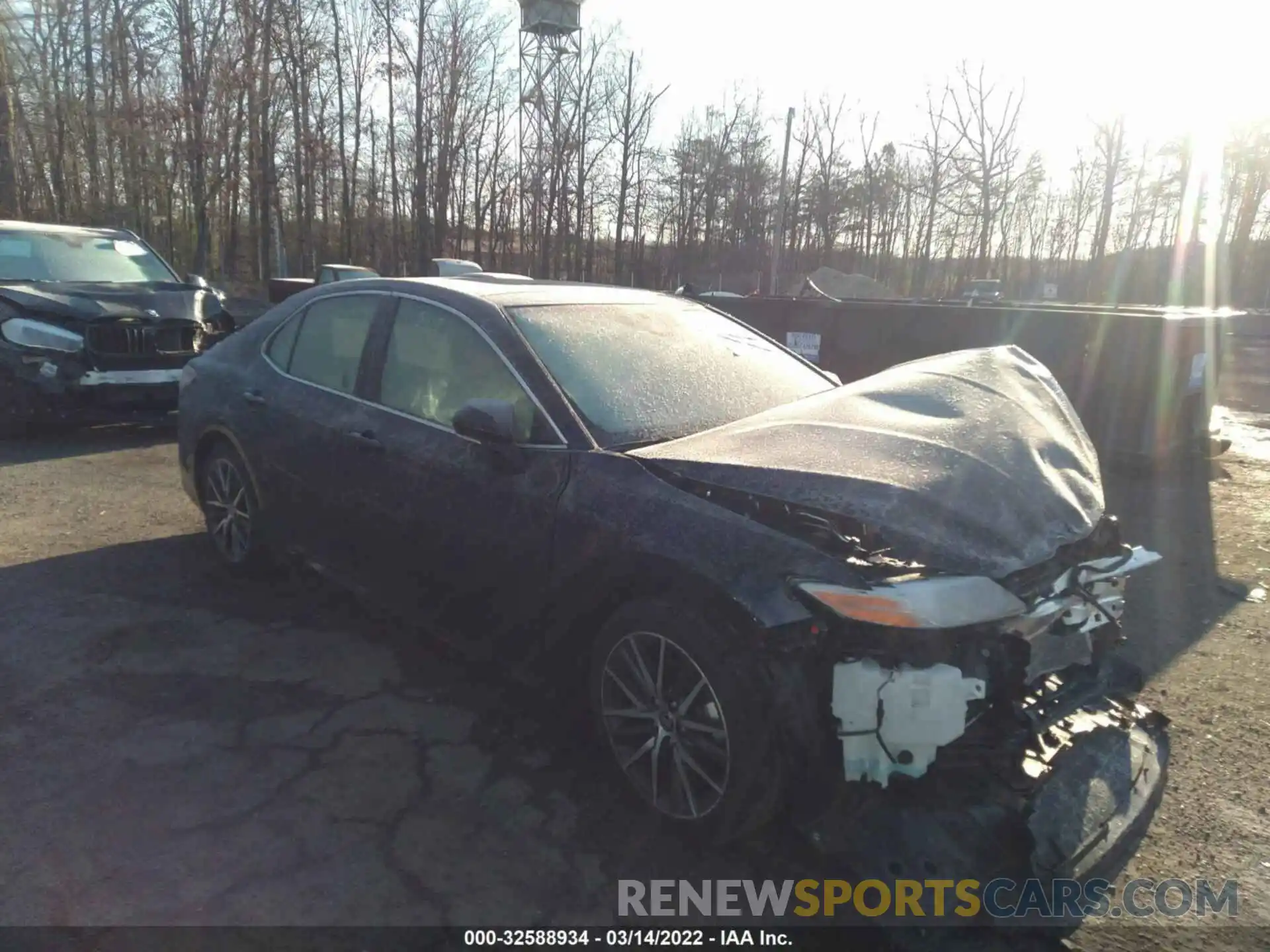 1 Photograph of a damaged car 4T1F11AK2MU414761 TOYOTA CAMRY 2021