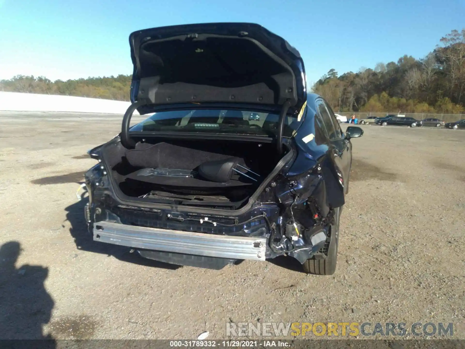 6 Photograph of a damaged car 4T1F11AK2MU596381 TOYOTA CAMRY 2021