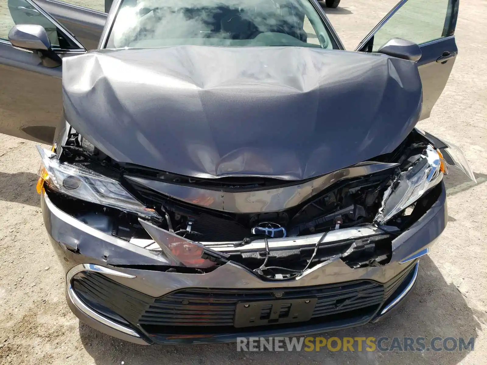 7 Photograph of a damaged car 4T1F11AK5MU544517 TOYOTA CAMRY 2021