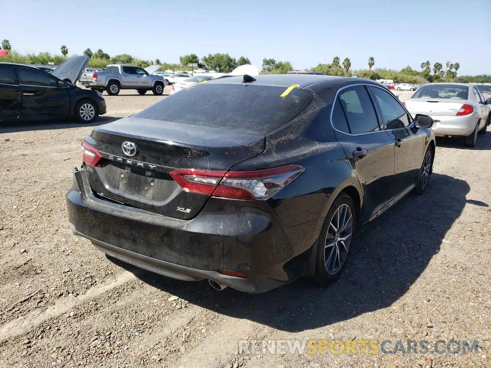 4 Photograph of a damaged car 4T1F11AK8MU531079 TOYOTA CAMRY 2021