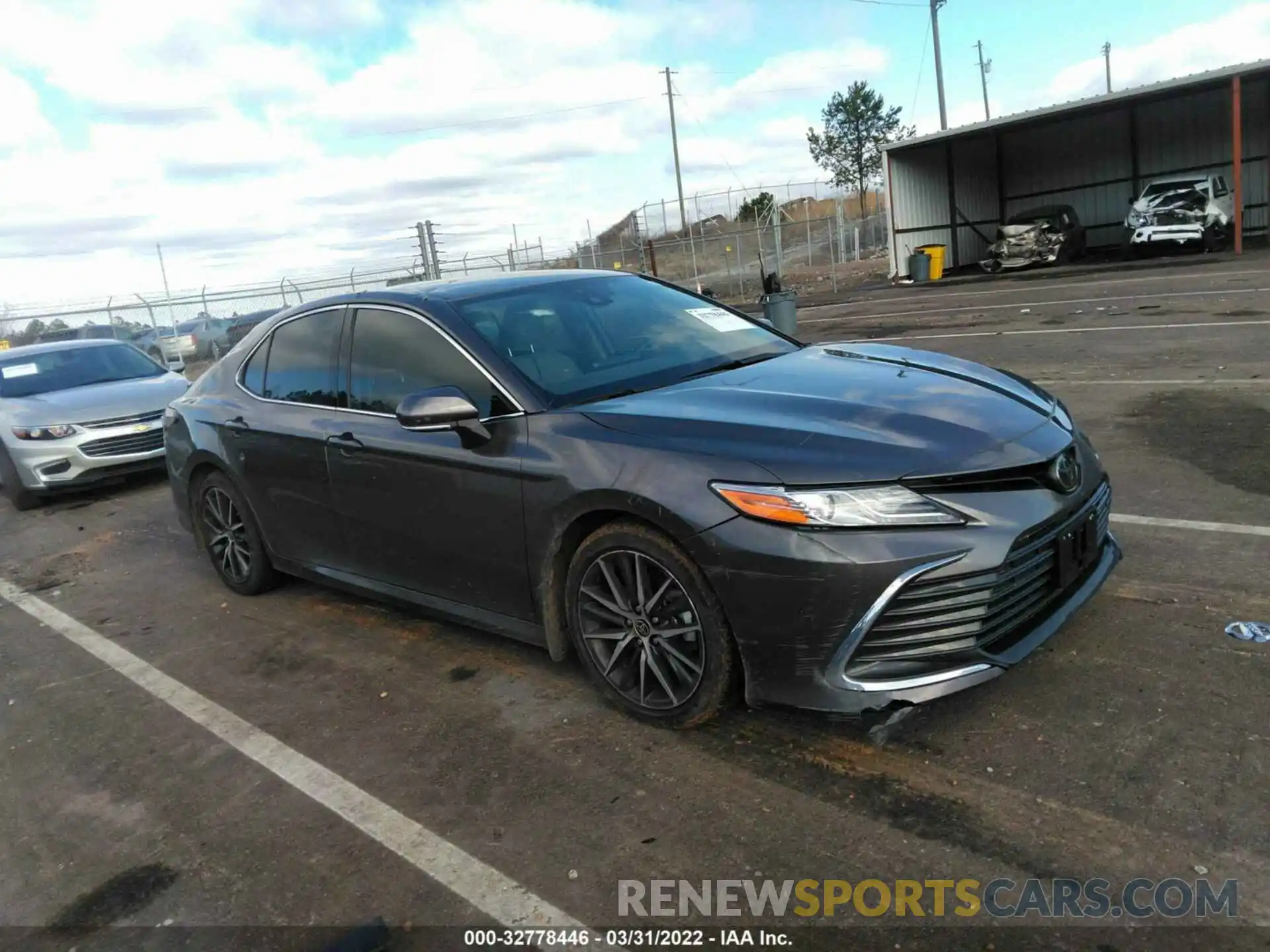 1 Photograph of a damaged car 4T1F11AKXMU449161 TOYOTA CAMRY 2021