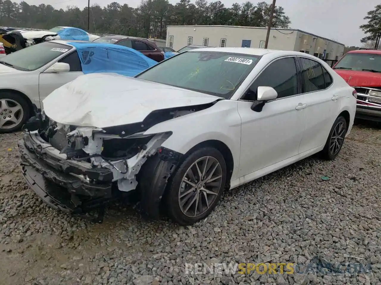 2 Photograph of a damaged car 4T1F11AKXMU559501 TOYOTA CAMRY 2021