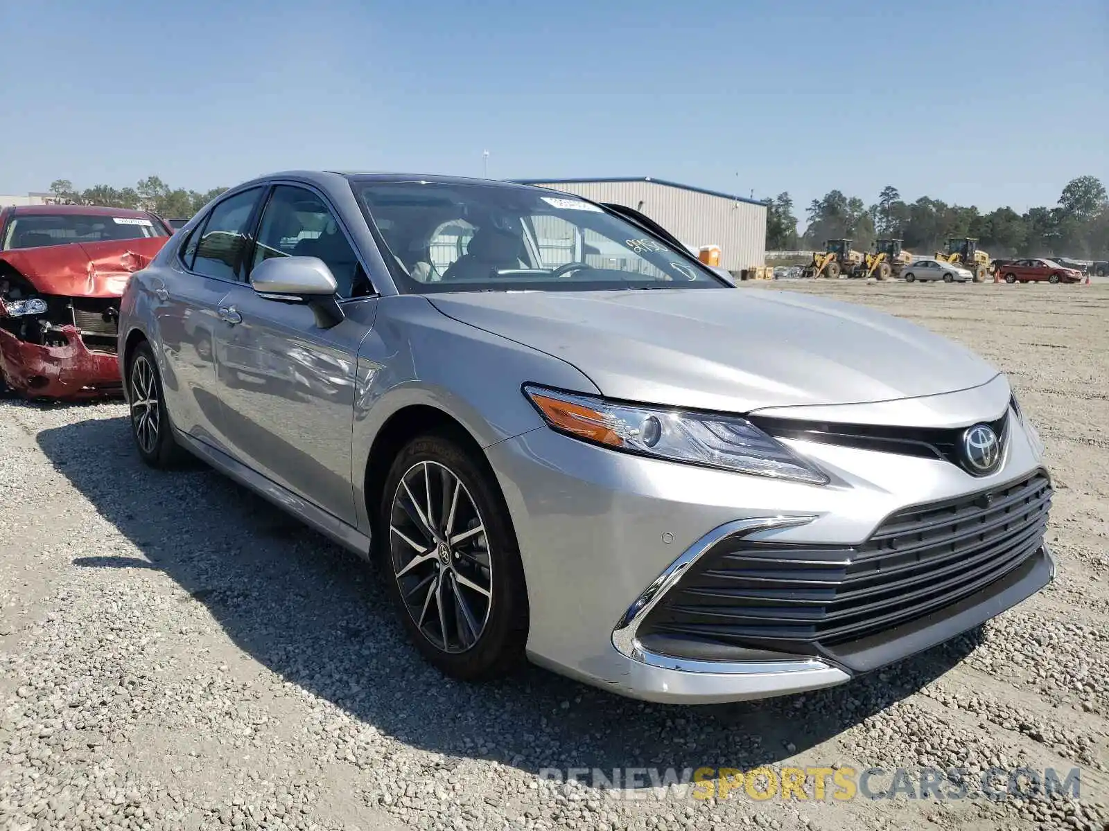 1 Photograph of a damaged car 4T1F11BK1MU033062 TOYOTA CAMRY 2021