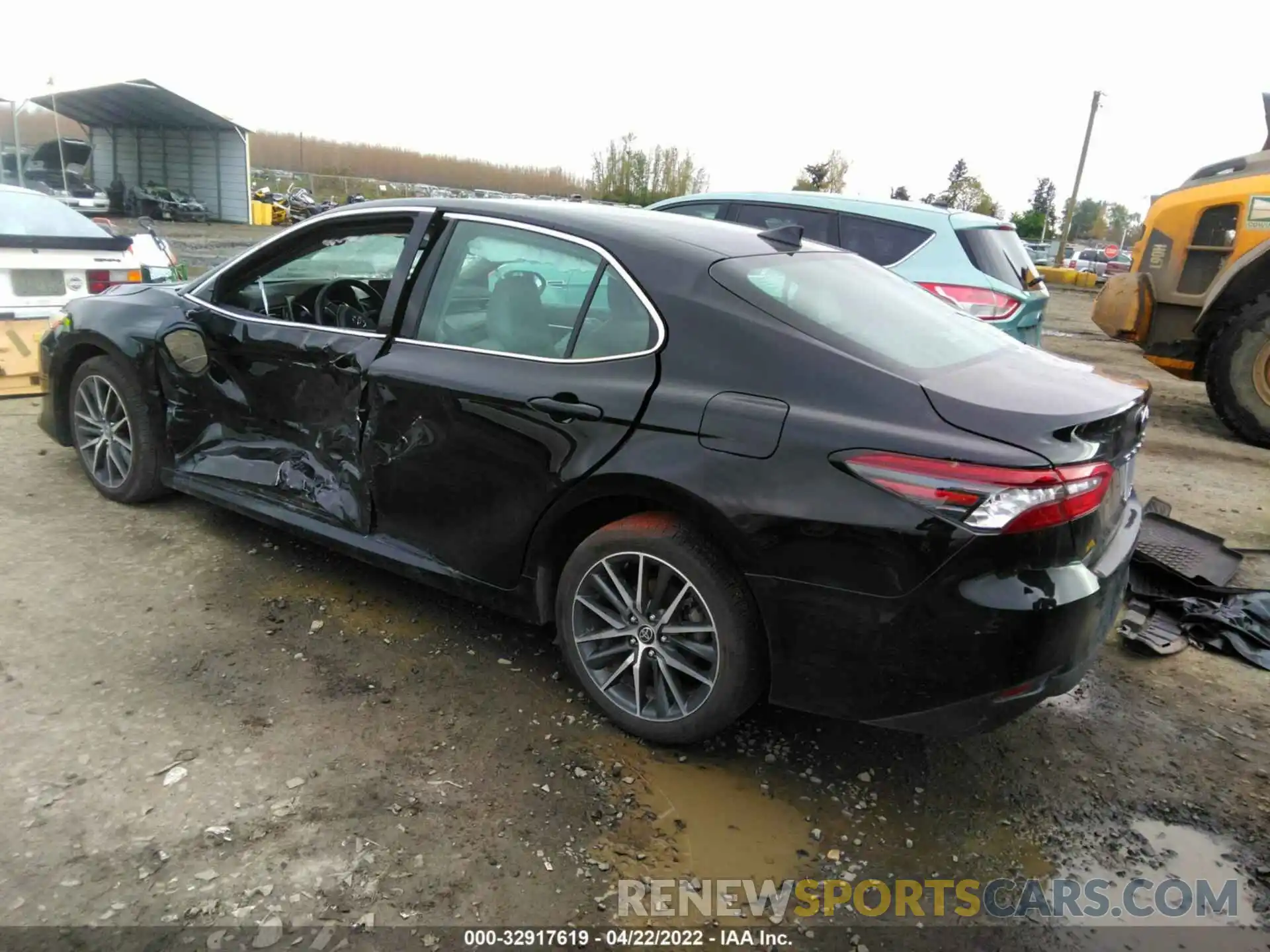 3 Photograph of a damaged car 4T1F11BK2MU028744 TOYOTA CAMRY 2021