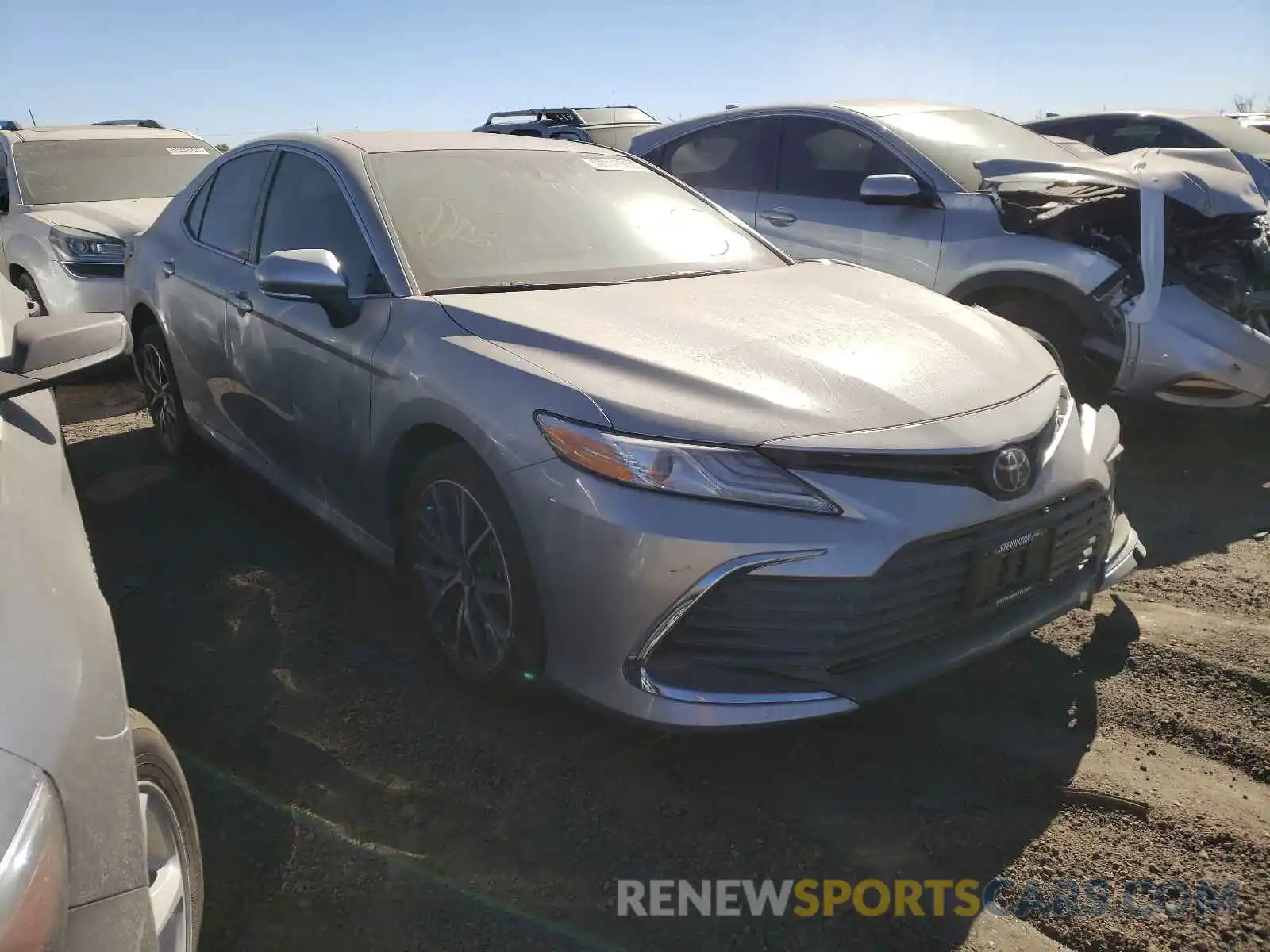 1 Photograph of a damaged car 4T1F11BK2MU038593 TOYOTA CAMRY 2021