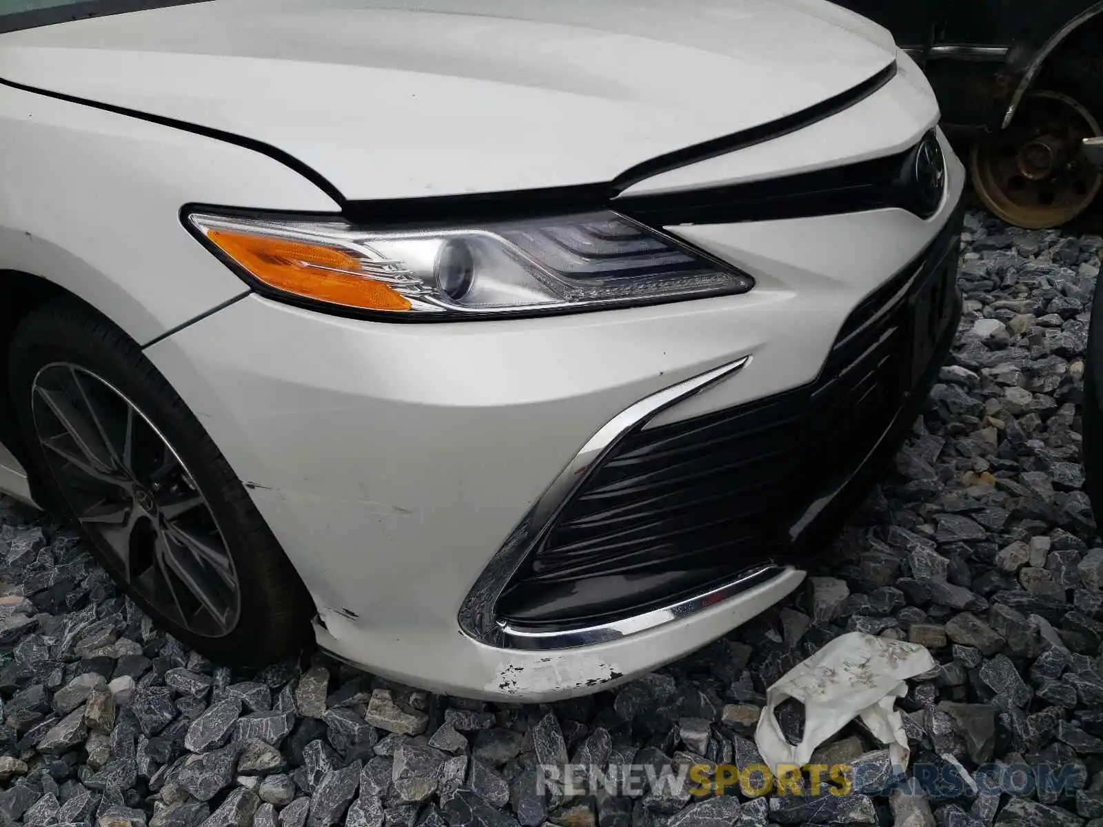 9 Photograph of a damaged car 4T1F11BK3MU030647 TOYOTA CAMRY 2021