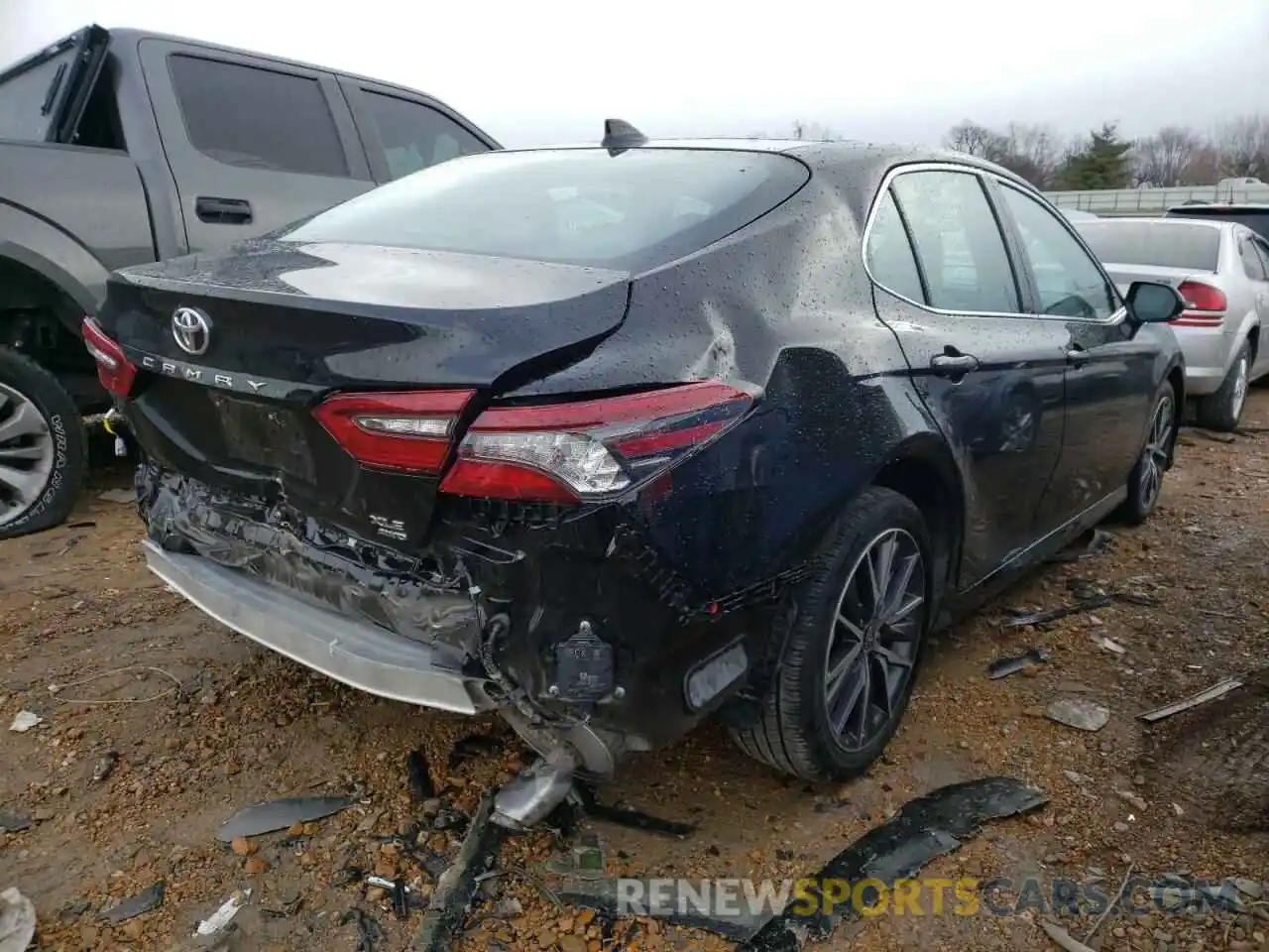 4 Photograph of a damaged car 4T1F11BK7MU033664 TOYOTA CAMRY 2021