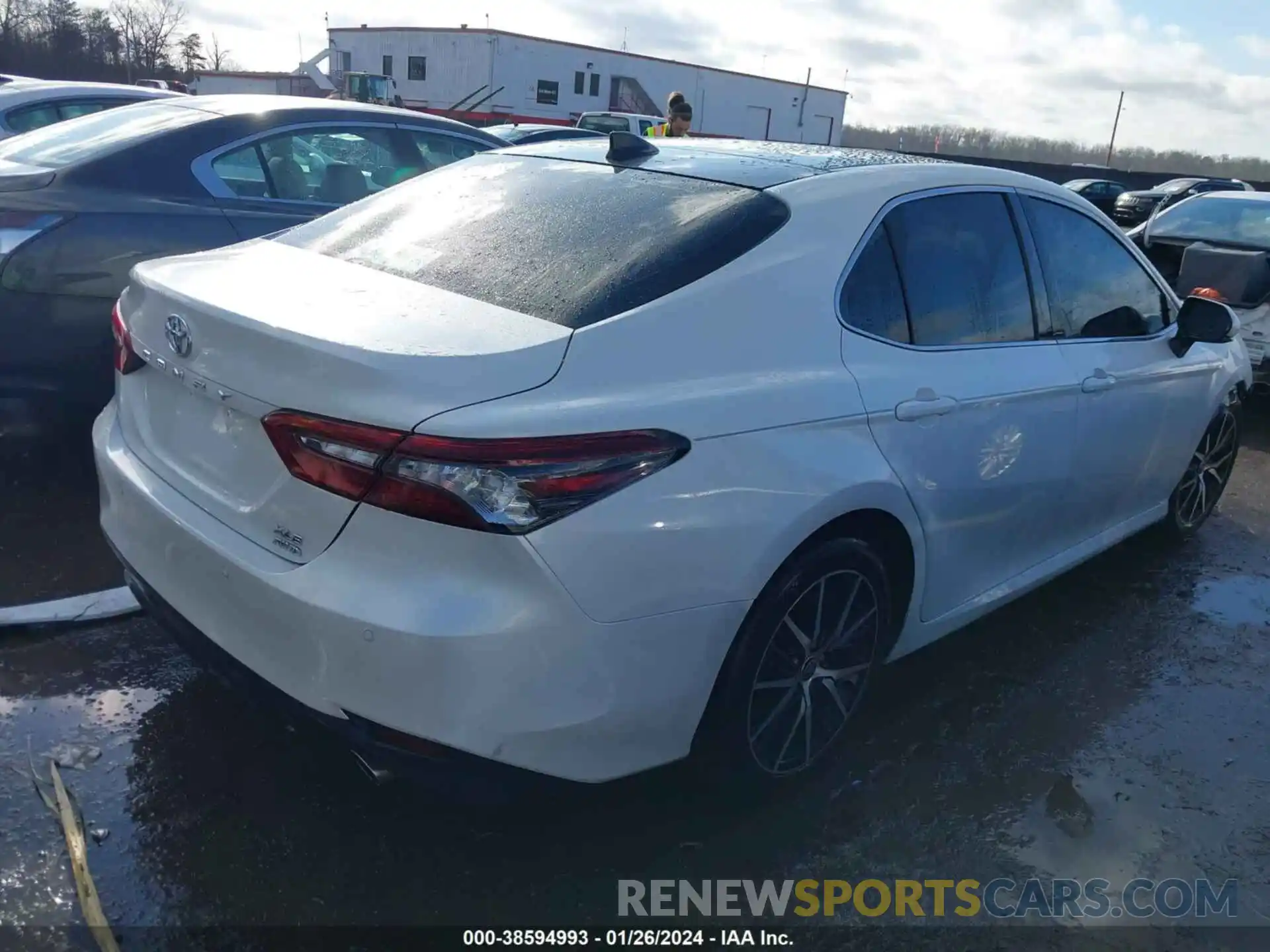 4 Photograph of a damaged car 4T1F11BK8MU045063 TOYOTA CAMRY 2021