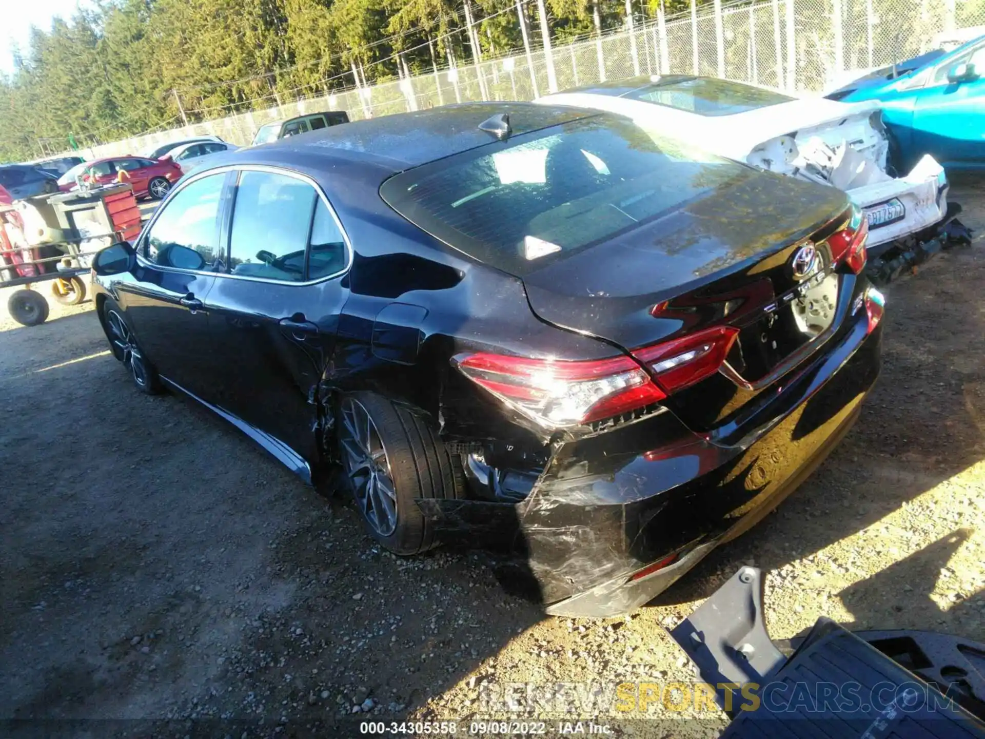 3 Photograph of a damaged car 4T1F11BK9MU040602 TOYOTA CAMRY 2021