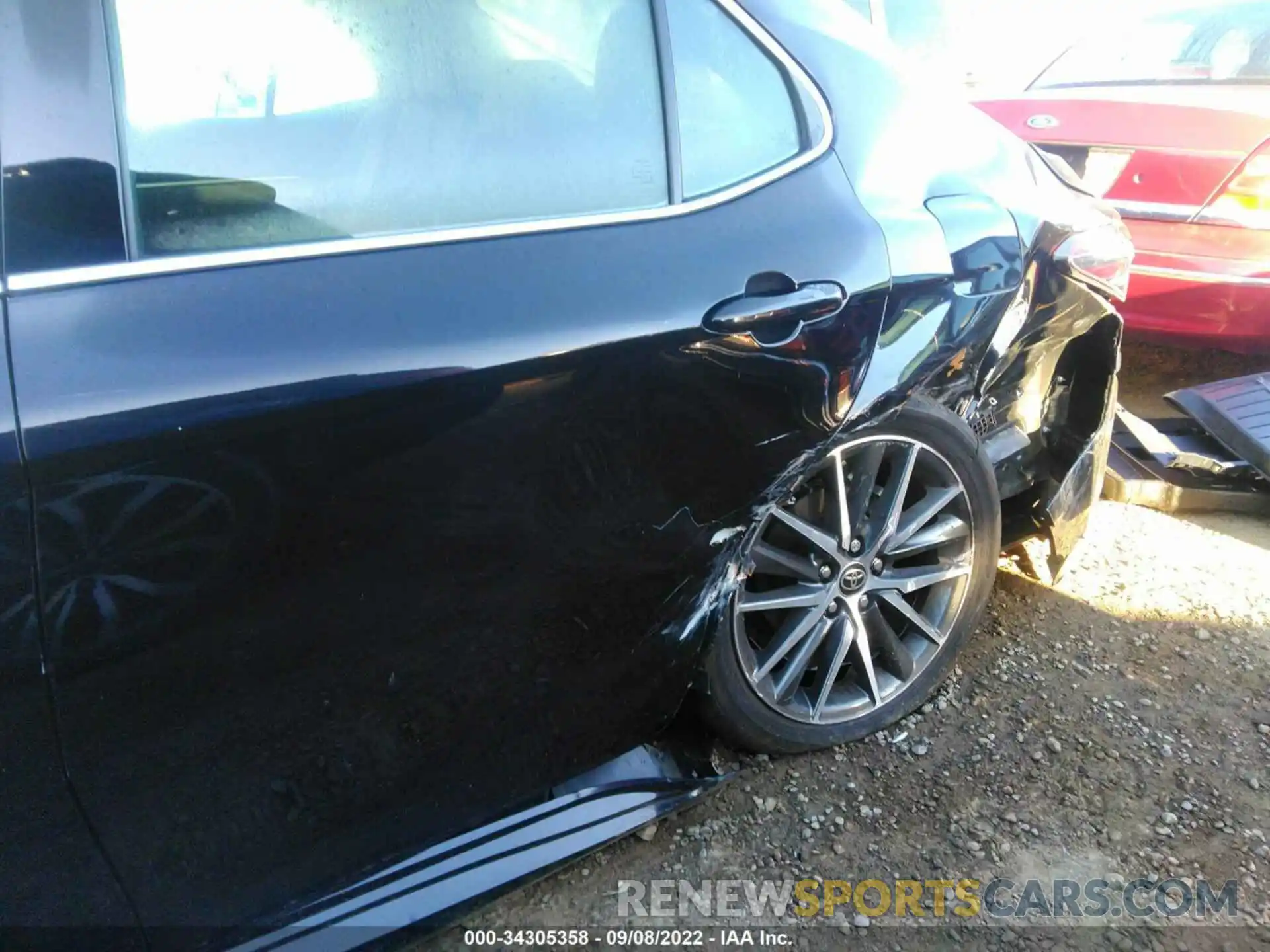 6 Photograph of a damaged car 4T1F11BK9MU040602 TOYOTA CAMRY 2021