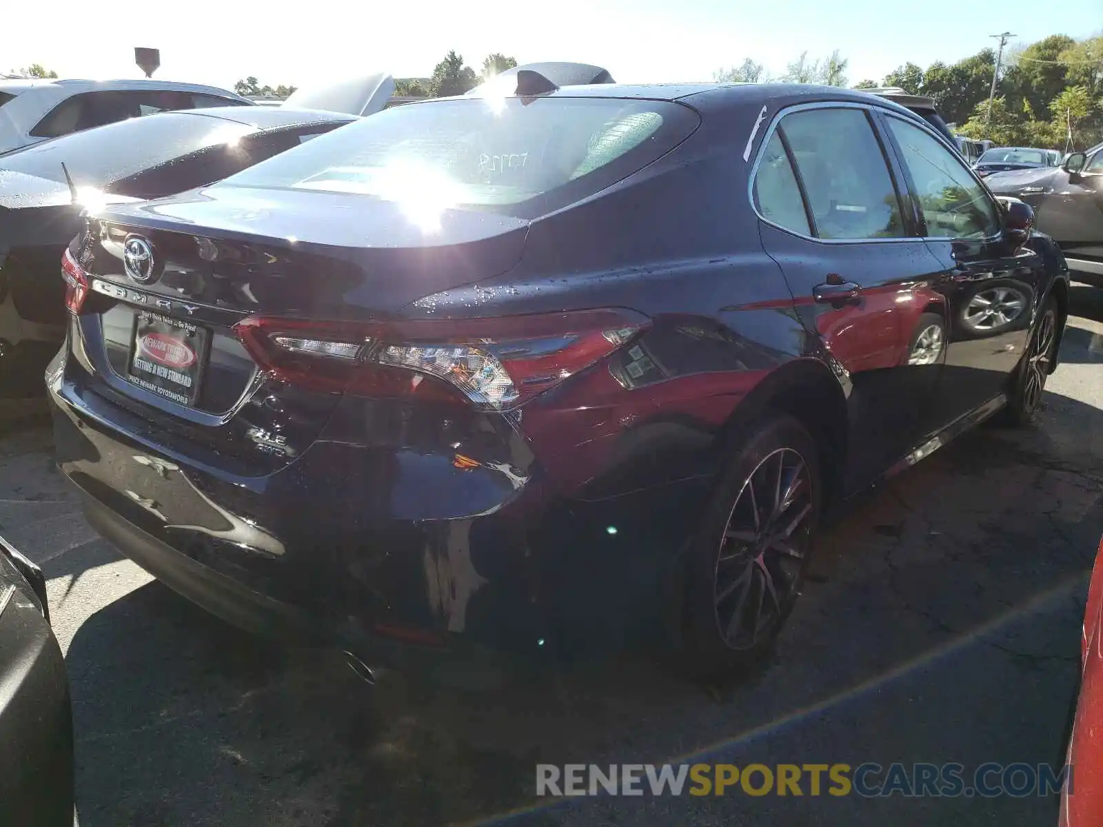 4 Photograph of a damaged car 4T1F11BK9MU040731 TOYOTA CAMRY 2021