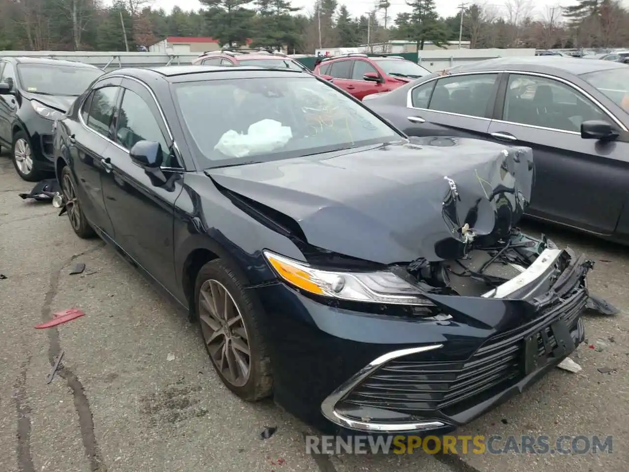 1 Photograph of a damaged car 4T1F11BKXMU026708 TOYOTA CAMRY 2021