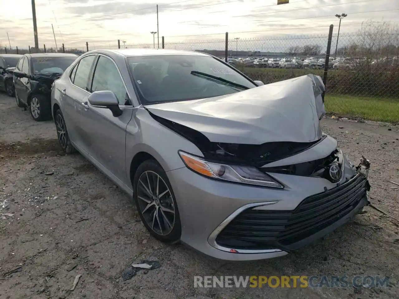 1 Photograph of a damaged car 4T1F11BKXMU043606 TOYOTA CAMRY 2021