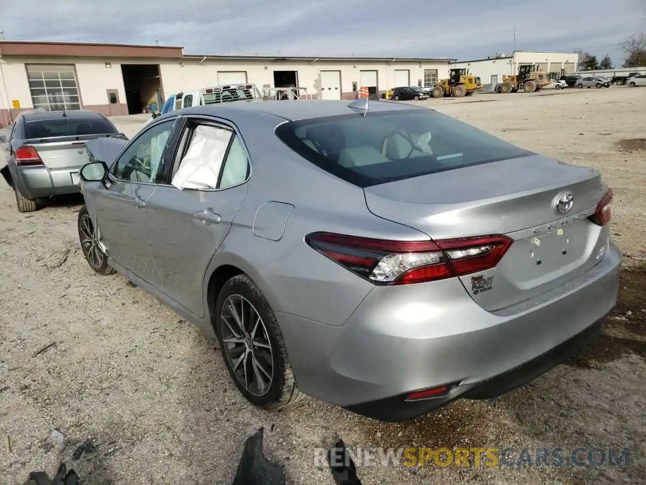 3 Photograph of a damaged car 4T1F11BKXMU043606 TOYOTA CAMRY 2021