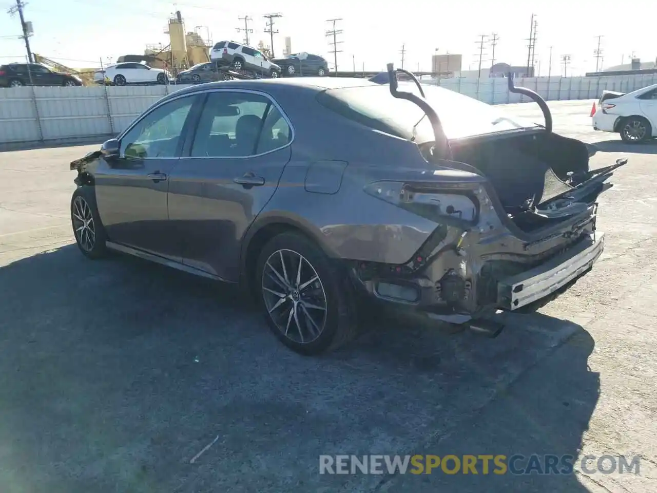 3 Photograph of a damaged car 4T1F31AK0MU553622 TOYOTA CAMRY 2021