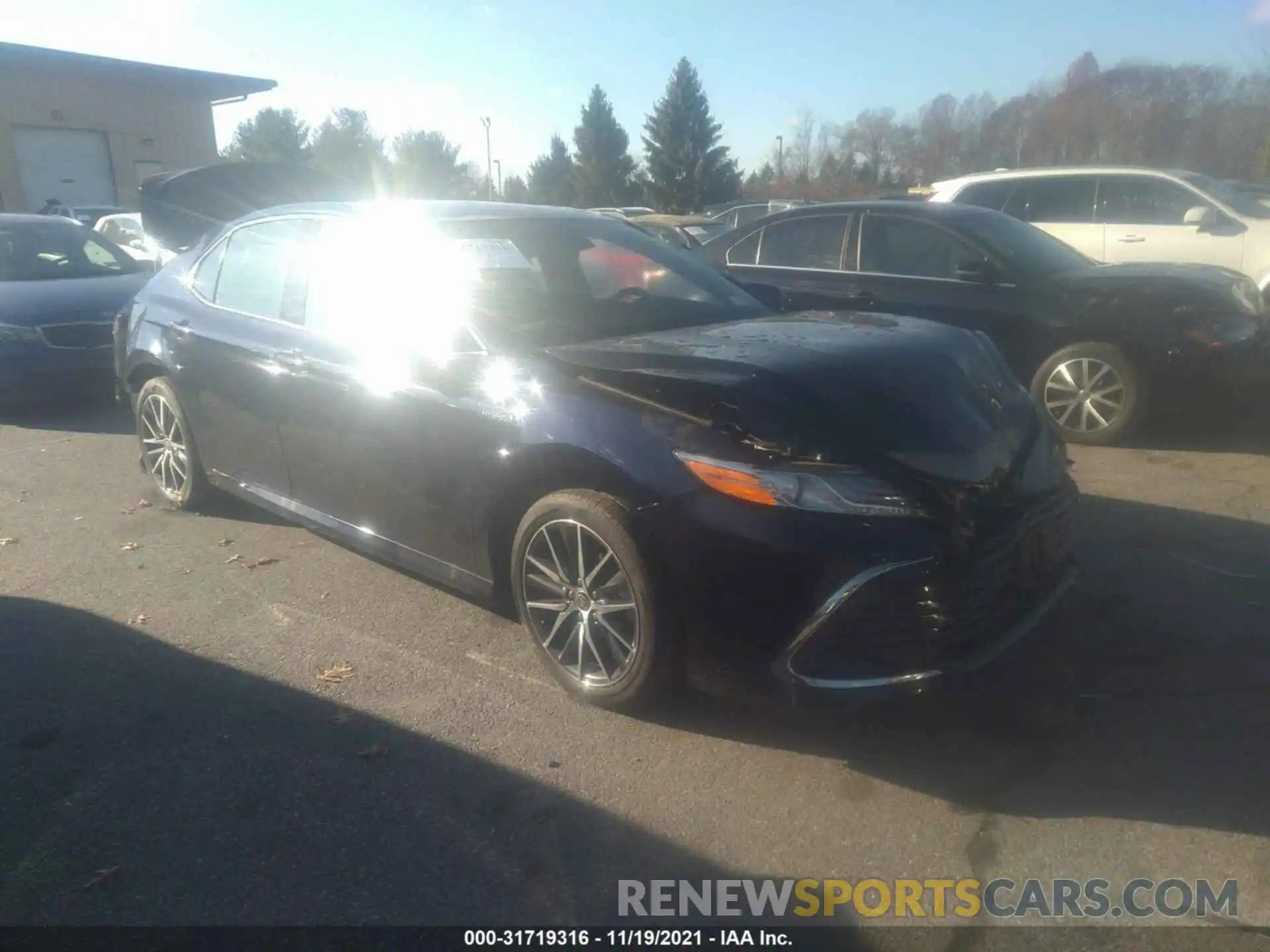 1 Photograph of a damaged car 4T1F31AK1MU562832 TOYOTA CAMRY 2021