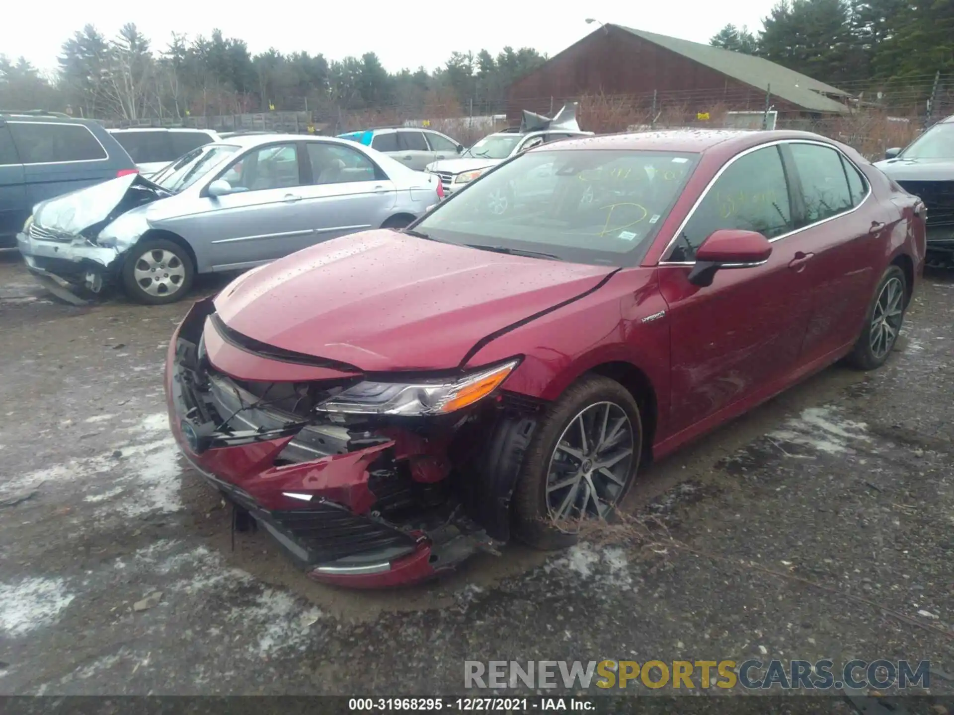 2 Photograph of a damaged car 4T1F31AK1MU567027 TOYOTA CAMRY 2021