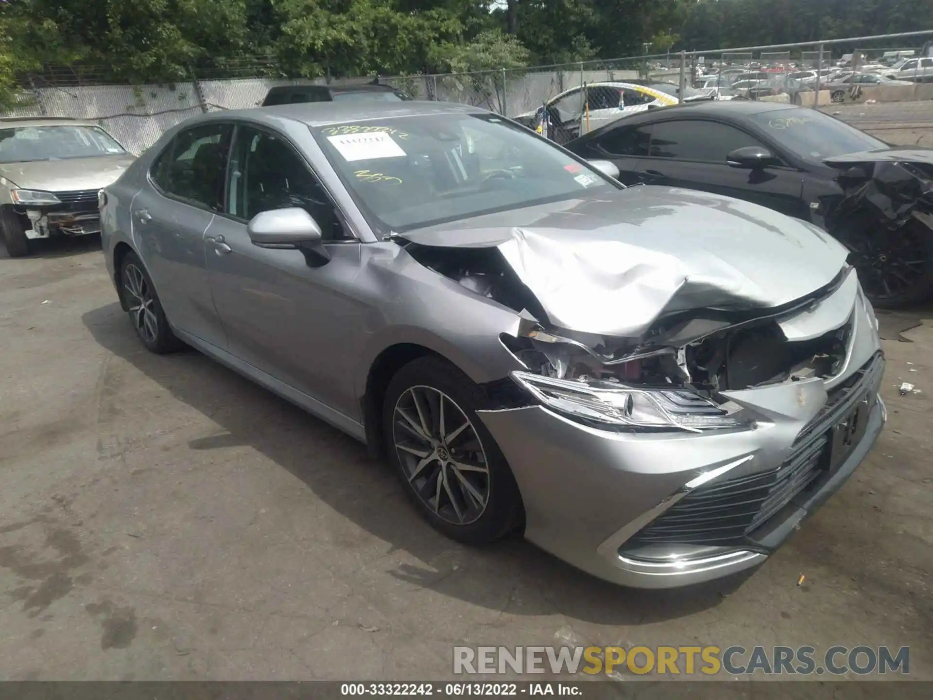 1 Photograph of a damaged car 4T1F31AK2MU569630 TOYOTA CAMRY 2021