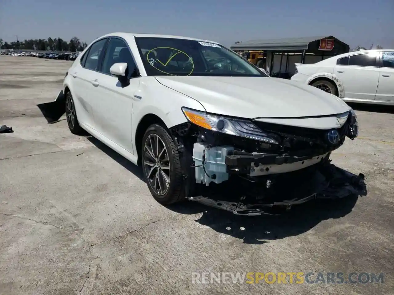 1 Photograph of a damaged car 4T1F31AK3MU021183 TOYOTA CAMRY 2021