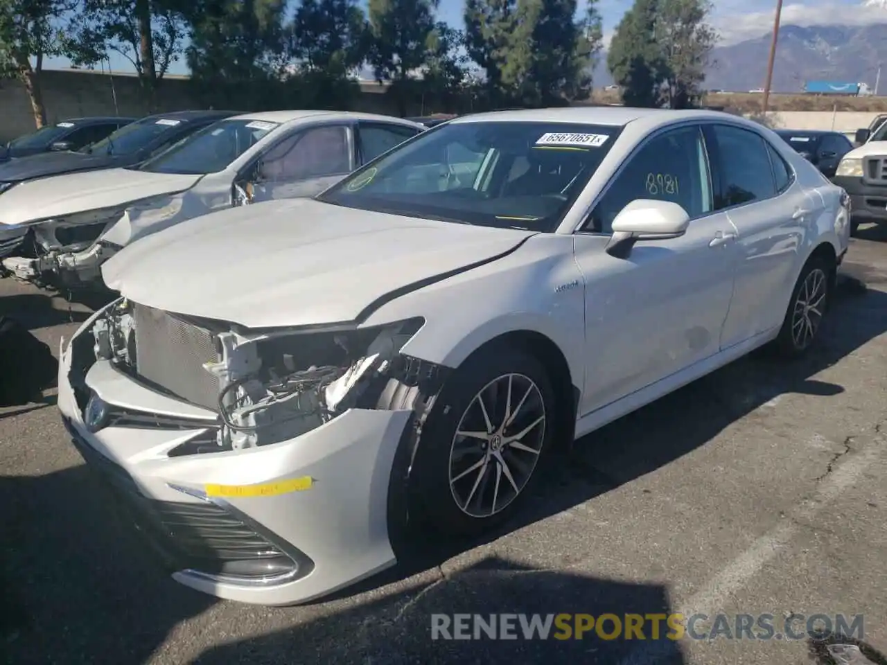 2 Photograph of a damaged car 4T1F31AK3MU021409 TOYOTA CAMRY 2021