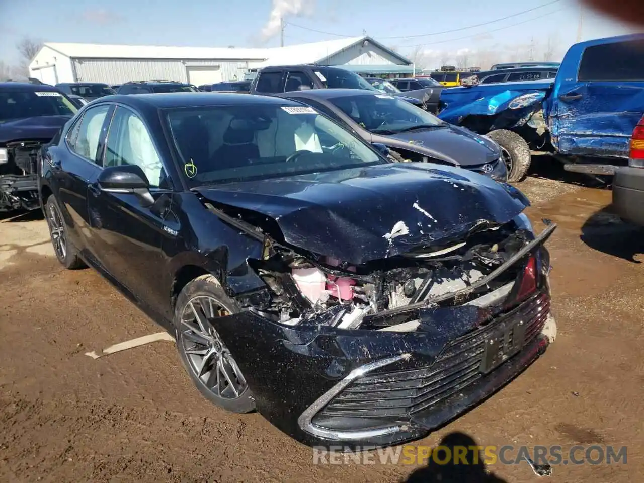 1 Photograph of a damaged car 4T1F31AK3MU553954 TOYOTA CAMRY 2021