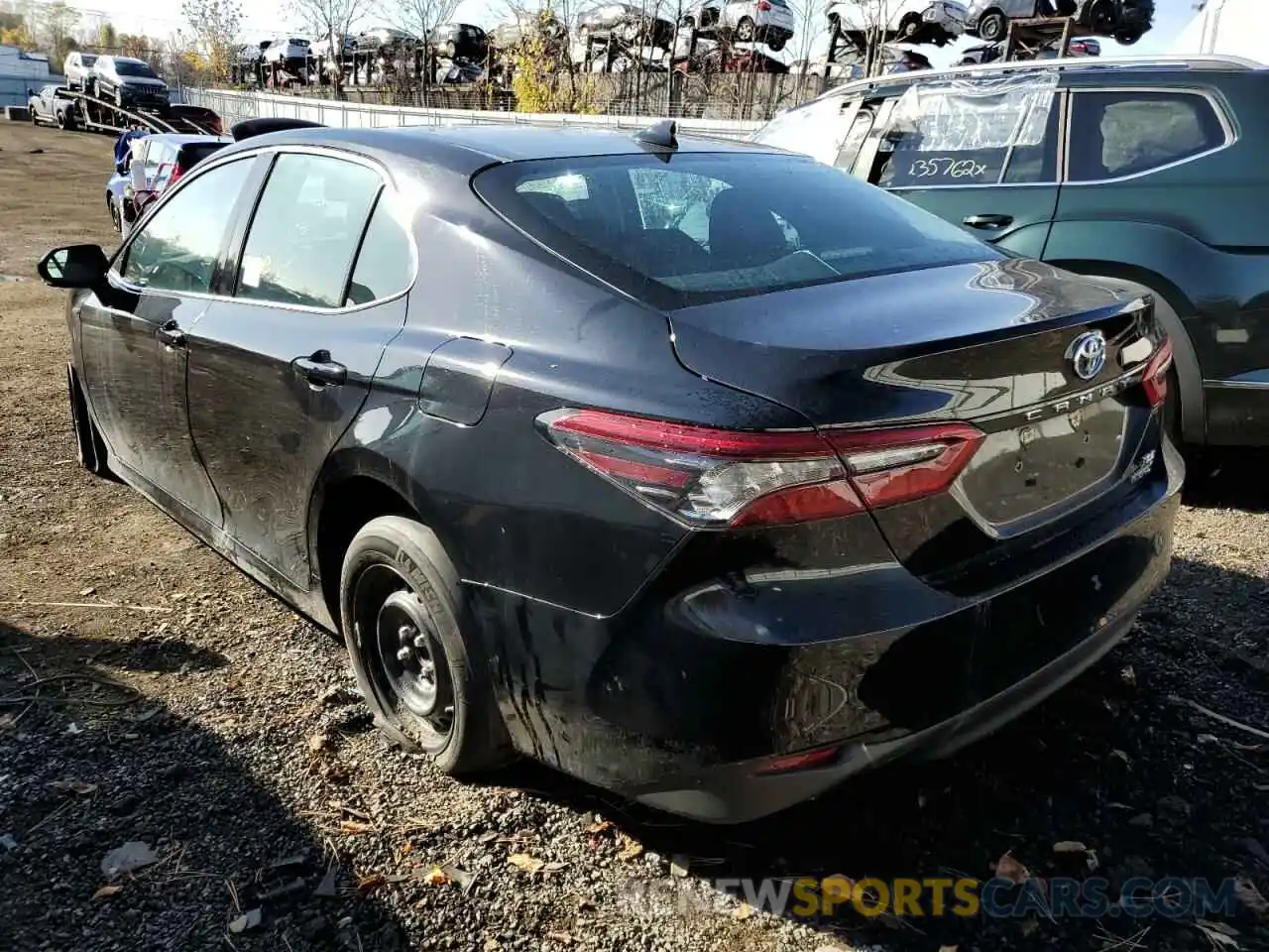 3 Photograph of a damaged car 4T1F31AK3MU562461 TOYOTA CAMRY 2021