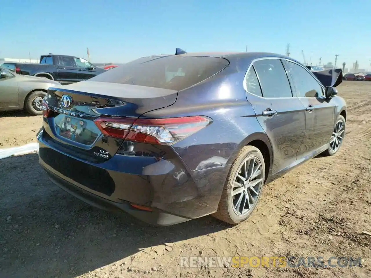 4 Фотография поврежденного автомобиля 4T1F31AK7MU552015 TOYOTA CAMRY 2021