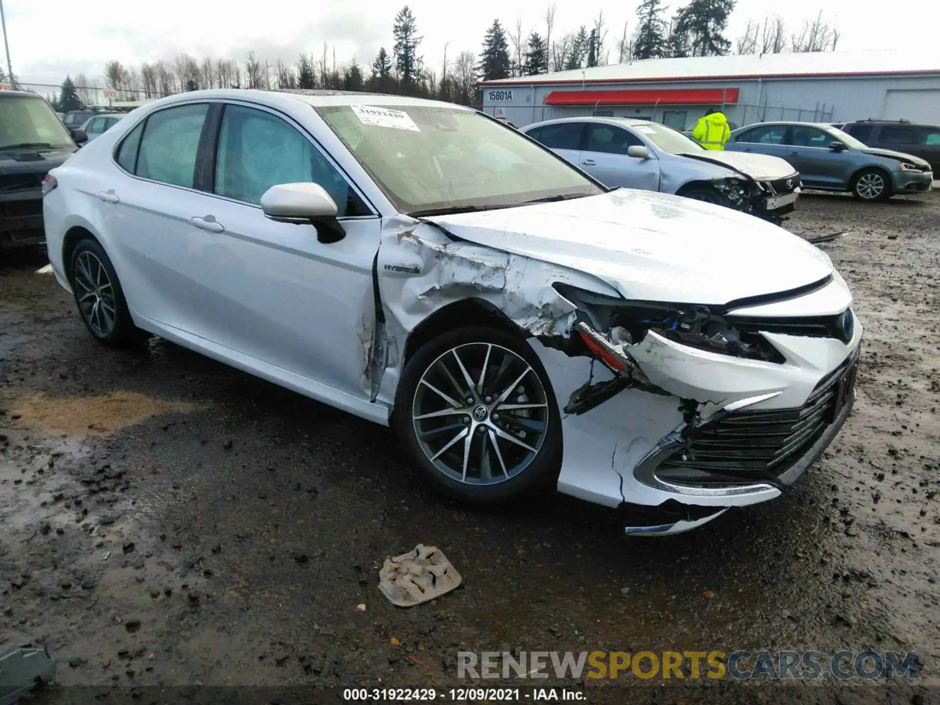 1 Photograph of a damaged car 4T1F31AK7MU561295 TOYOTA CAMRY 2021