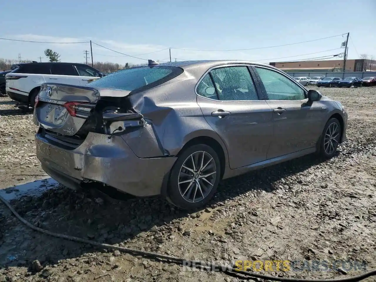 3 Photograph of a damaged car 4T1F31AK8MU546885 TOYOTA CAMRY 2021