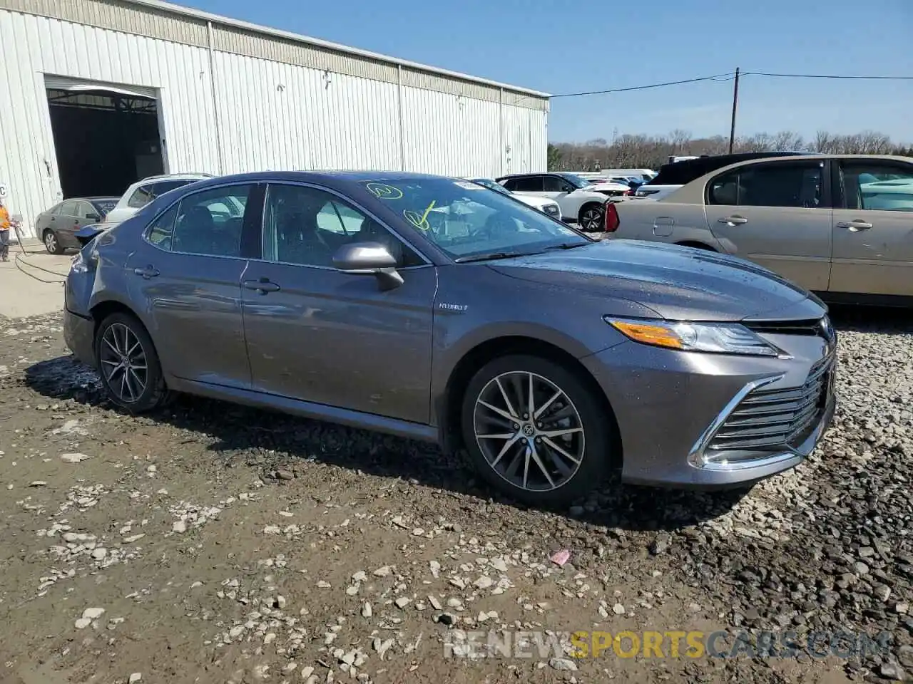 4 Photograph of a damaged car 4T1F31AK8MU546885 TOYOTA CAMRY 2021