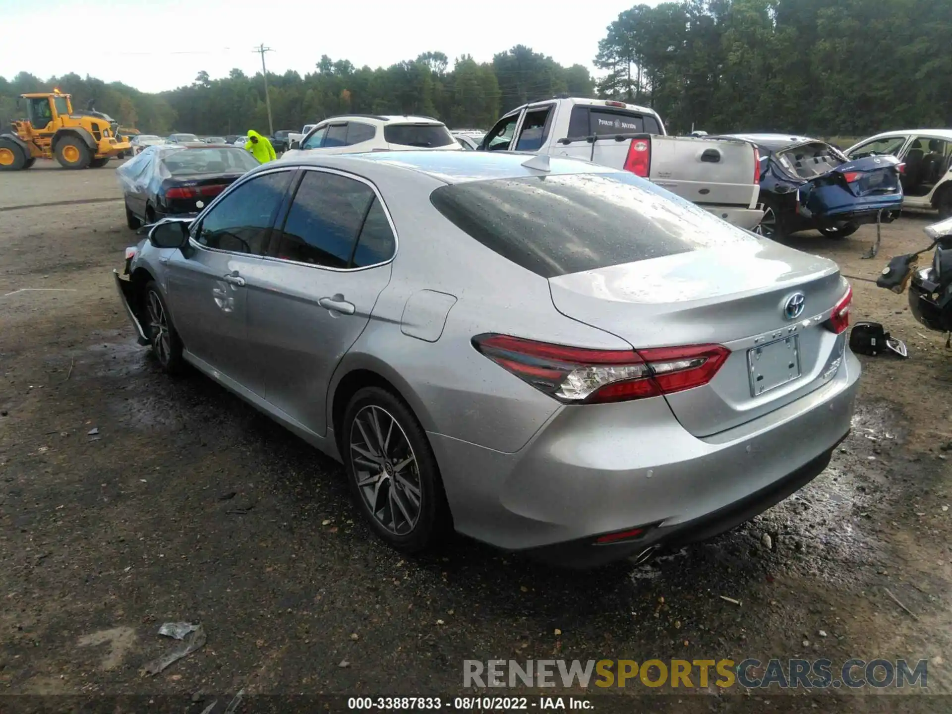 3 Photograph of a damaged car 4T1F31AK8MU569454 TOYOTA CAMRY 2021